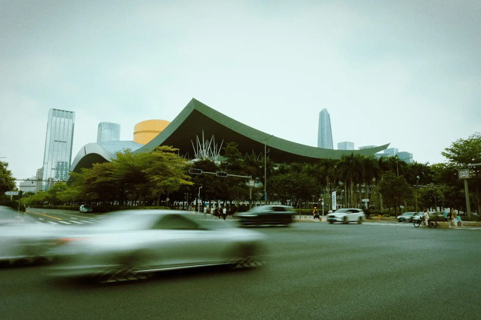 2025年国际物流行业新规对青岛外贸企业报关清关的影响